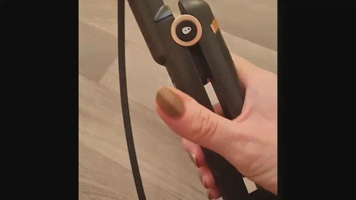 Locking Mechanism on the Bellissima Italia Creative Infrared Straighteners